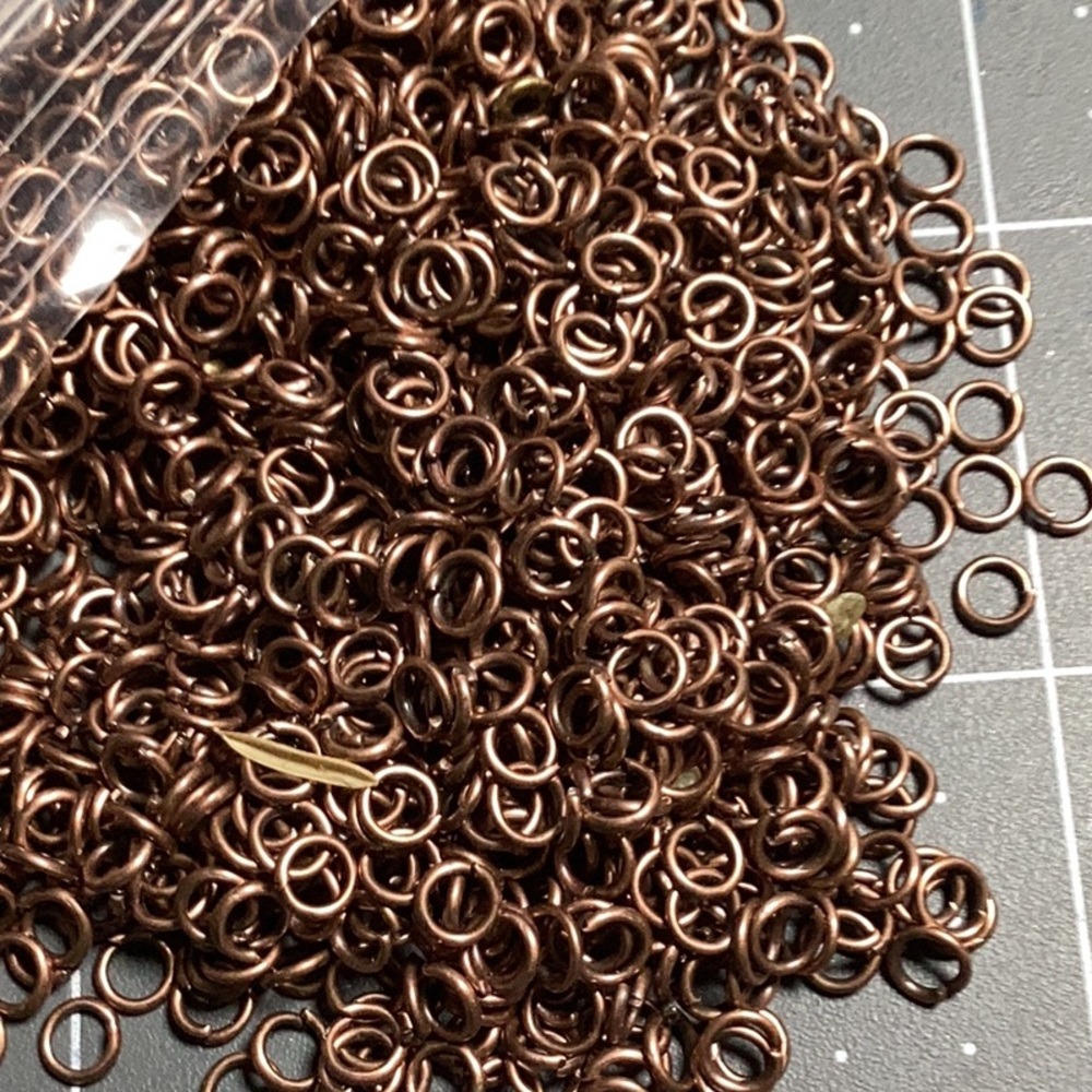 Finding: - 4M Closed JumpRings